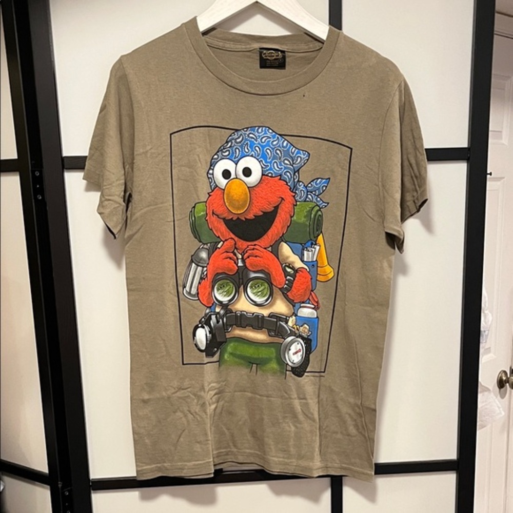 Vintage Elmo Adventure Graphic Tee - Brown Unisex Size Small - Single Stitch